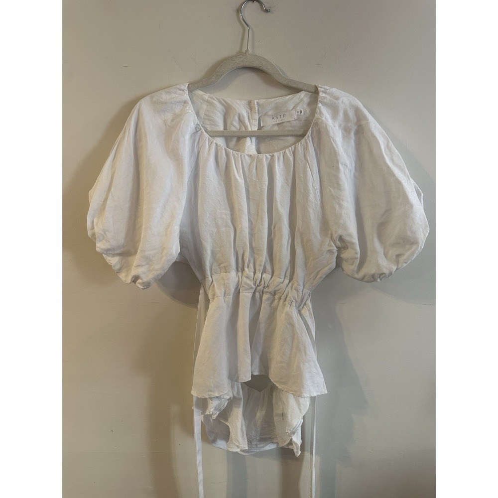 Astr White Puff Sleeve Peplum Tunic